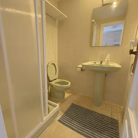 Διαμέρισμα Homey Ground Floor Flat In