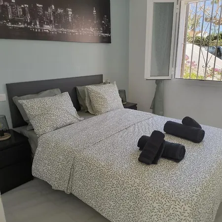 Homey Ground Floor Flat In