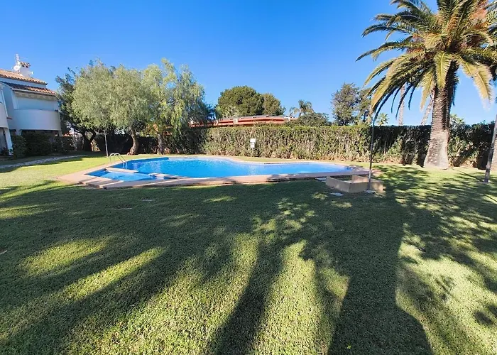 Homey Ground Floor Flat In Denia